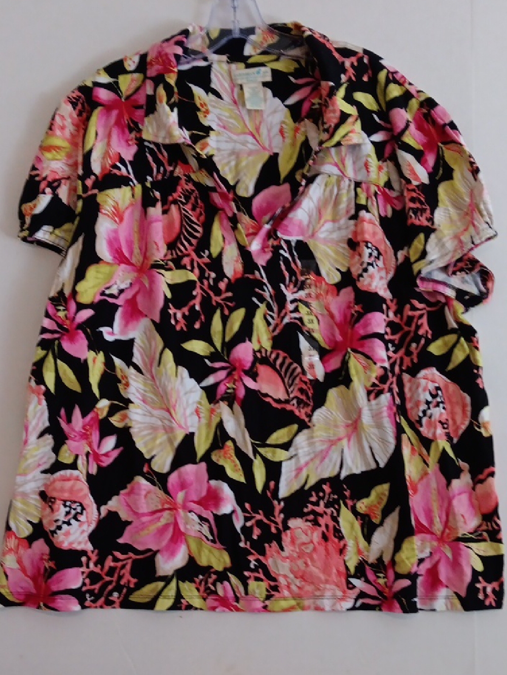 Floral V-Neck Short Sleeve Top - Pink/Black SIZE 3X